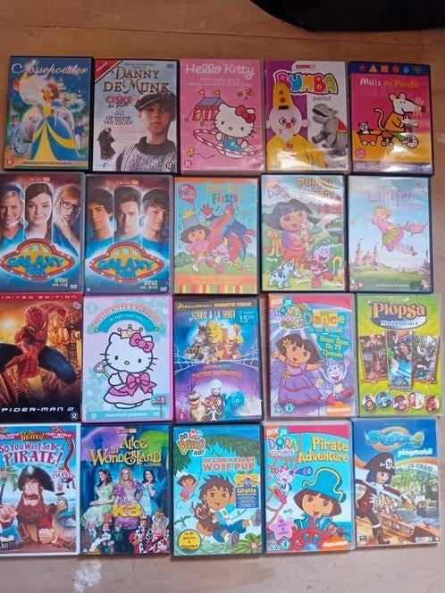 40 kinder dvds dora - mega minder- bumba - spiderman, Gebruikt, Alle leeftijden, Overige genres, Ophalen of Verzenden