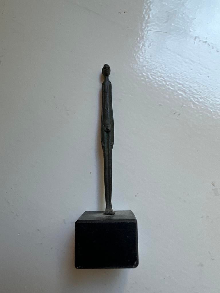 10,5 cm Schaduw van de Nacht - Etruskisch Beeldje, Antiek en Kunst, Minder dan 20 cm, Ophalen of Verzenden, Brons, Zwart