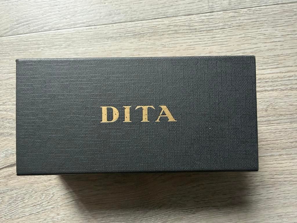 DITA sunglasses boxen (2x), Sieraden, Tassen en Uiterlijk, Zonnebrillen en Brillen | Heren, Ophalen, Zo goed als nieuw
