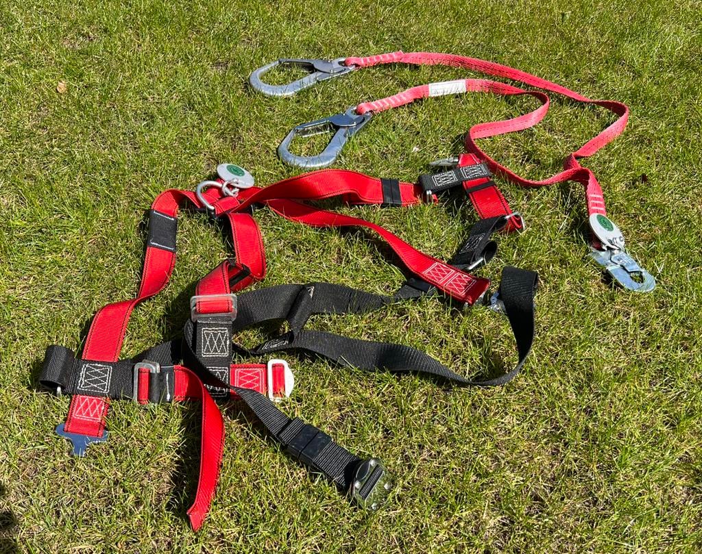 Valbeveiliging - harnas MAS-33 + B3 Twin Valband, Doe-het-zelf en Verbouw, Veiligheidskleding, Gebruikt, Ophalen of Verzenden