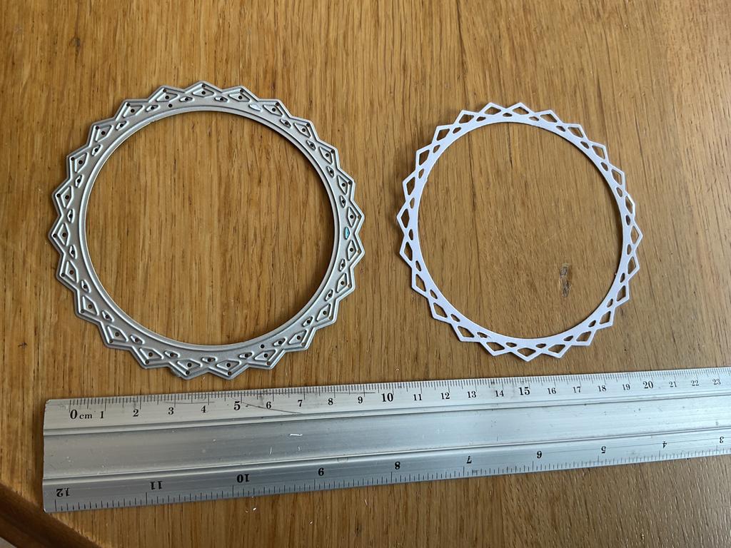 Snijmal frame rond 872, Ophalen of Verzenden, Zo goed als nieuw, Overige thema's, Pons of Mal