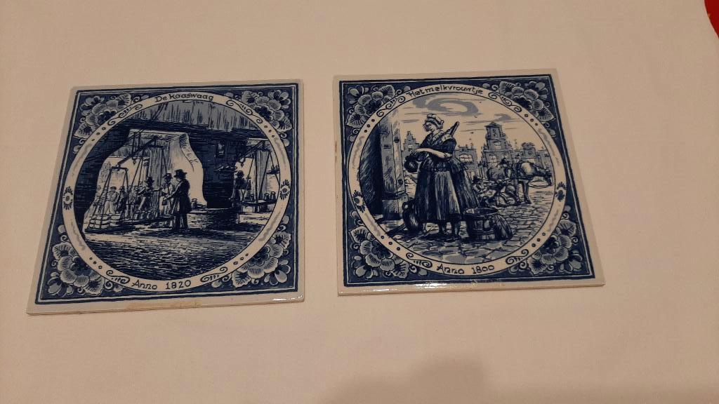 twee tegeltjes delfts blauw, Antiek en Kunst, Antiek | Wandborden en Tegels, Ophalen of Verzenden