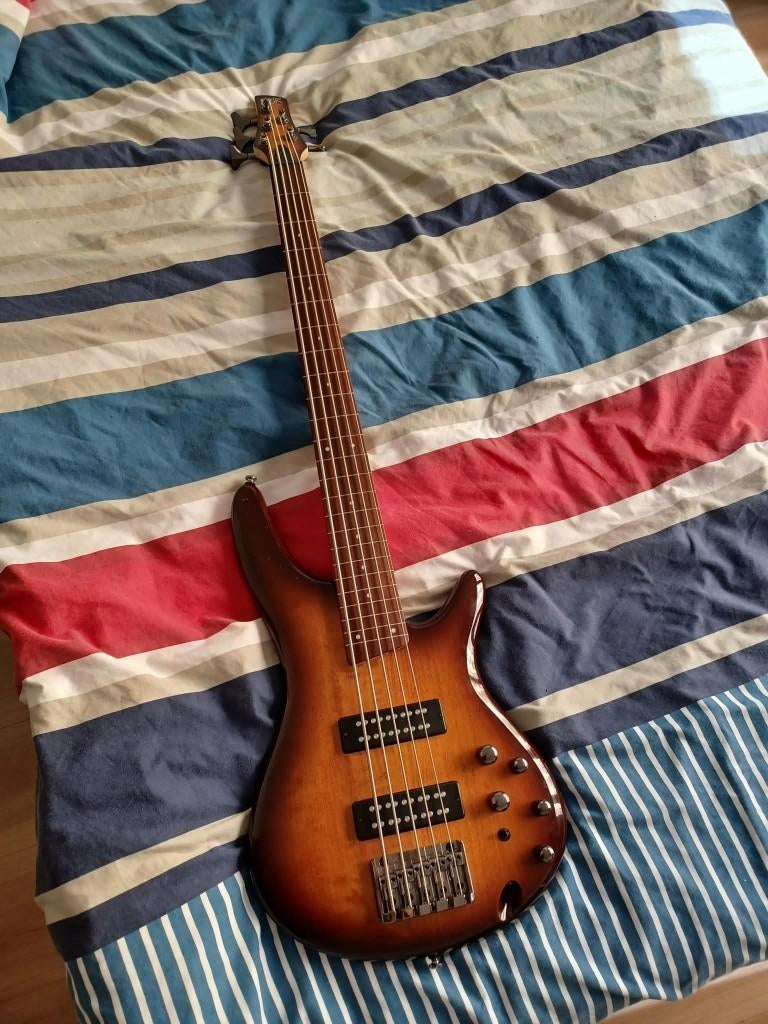 5-string Fretless Bass Guitar, Muziek en Instrumenten, Ophalen, Zo goed als nieuw, Elektrisch, 5-snarig