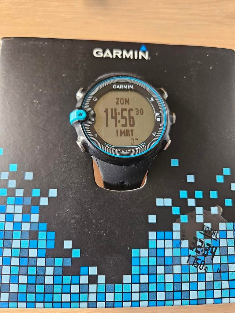 Garmin swim 1 horloge, Sport en Fitness, Hartslagmeters, Ophalen, Zo goed als nieuw, Garmin, Waterdicht