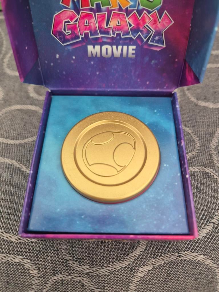 Mario Galaxy Movie Gouden Munt Collector's Item, Ophalen of Verzenden, Nieuw