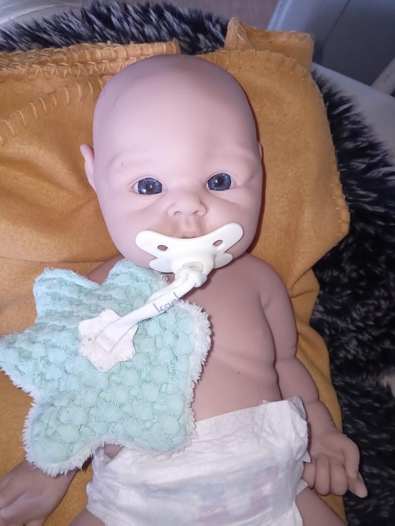 Lonian Reborn pop voor jongens, babypop, realistisch, gesloten ogen, lichaam van zacht vinyl, handgemaakt, pasgeborenen, babypop, Reborn ziet eruit als een echte baby (siliconen lichaam) 48 cm