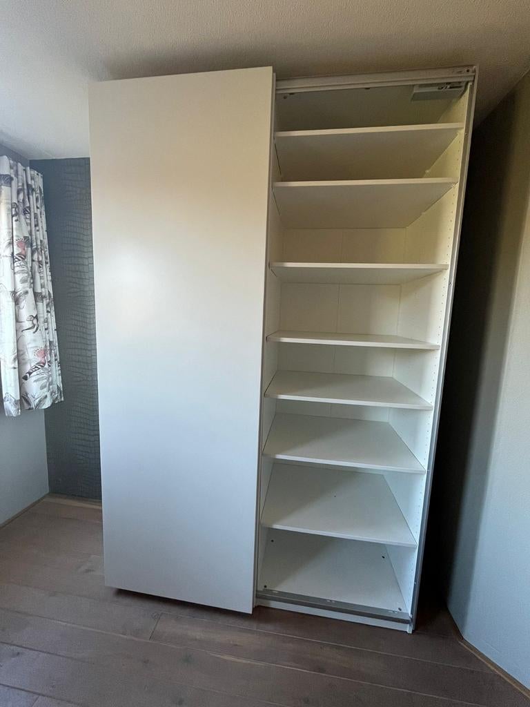 Pax kast Ikea wit, Huis en Inrichting, Kasten | Roldeurkasten en Archiefkasten, Ophalen, Gebruikt, 100 tot 150 cm, 200 cm of meer