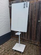 Whiteboard (Nobo), op voet, verrijdbaar, hoogte verstelbaar, Ophalen