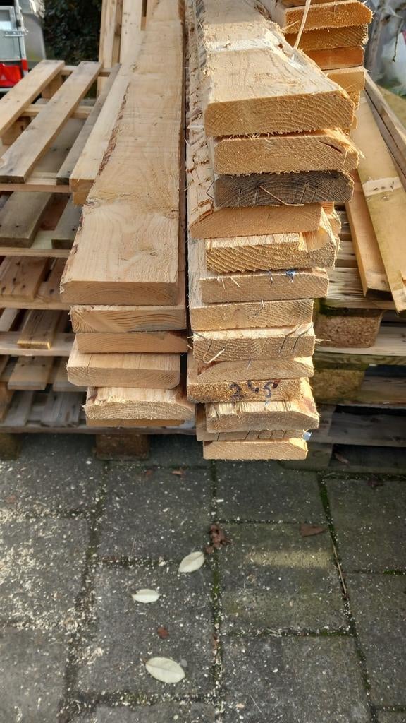 Diverse houten balken en planken schaaldelen, Doe-het-zelf en Verbouw, Hout en Planken, Ophalen, Gebruikt, Balk, Overige houtsoorten