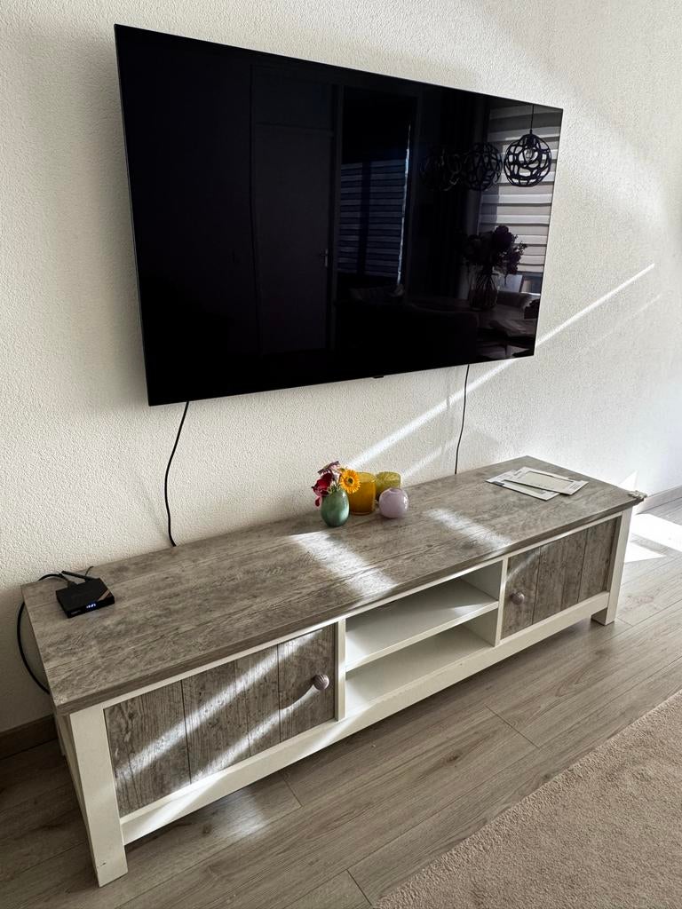 Complete inboedel: Eettafel, salontafel, tv-meubel en meer, Huis en Inrichting, Complete inboedels, Ophalen