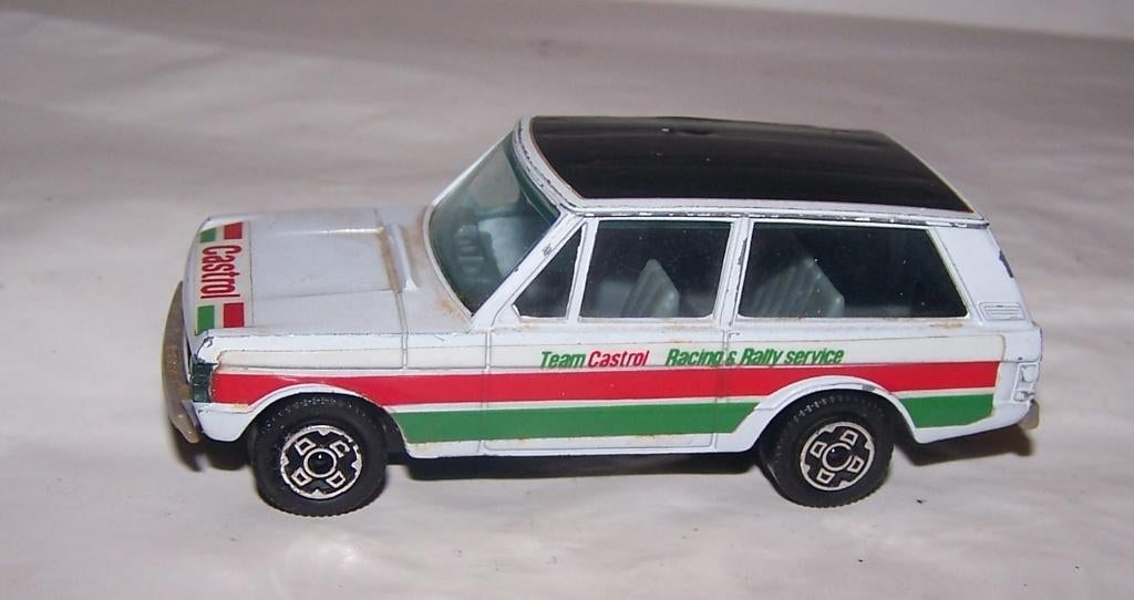 Mooi model Bburago Range Rover. 1/43. Nwst., Ophalen of Verzenden, Nieuw, Auto, Overige merken