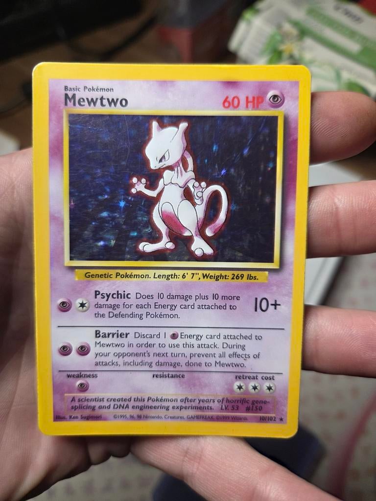 Mewtwo 10/102 Holo Base Set 1999 Wotc nr2, Ophalen of Verzenden, Zo goed als nieuw, Losse kaart, Foil