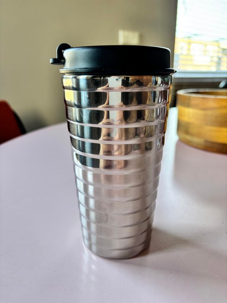 Nespresso travel mug, Overige typen, Zilver, Ophalen of Verzenden, Zo goed als nieuw