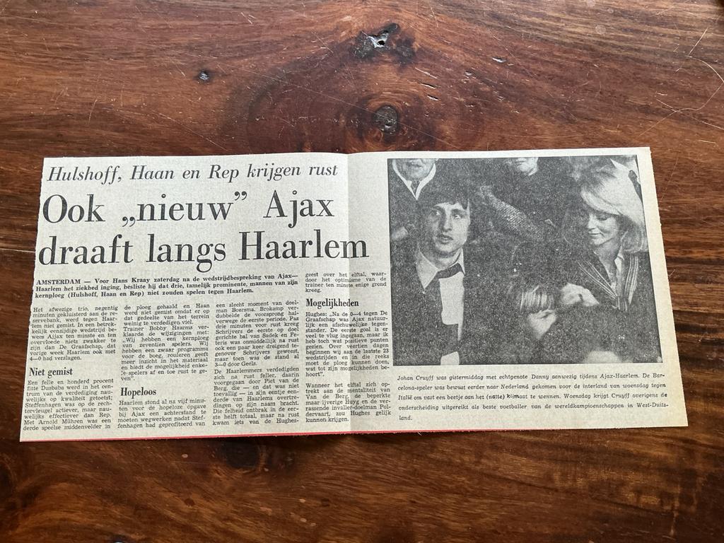 Voetbal krantenartikel Haarlem Ajax november 1974 Cruijff, Ophalen of Verzenden, Knipsel(s)