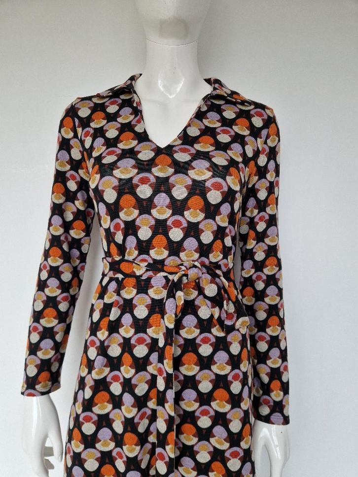 Surkana jurk. Maat S. Retroprint., Kleding | Dames, Jurken, Zo goed als nieuw, Maat 36 (S), Overige kleuren, Knielengte, Ophalen of Verzenden