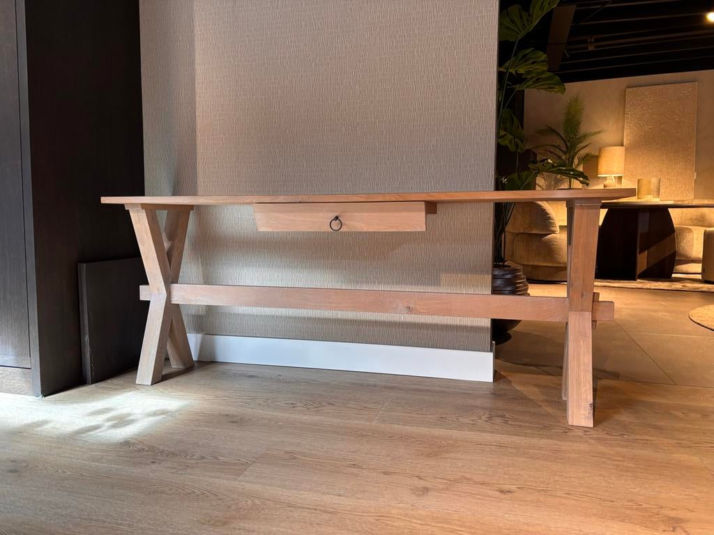 Landelijk houten sidetable in eiken grijs - ZGAN, Huis en Inrichting, Tafels | Sidetables, Ophalen, 100 tot 150 cm, Zo goed als nieuw