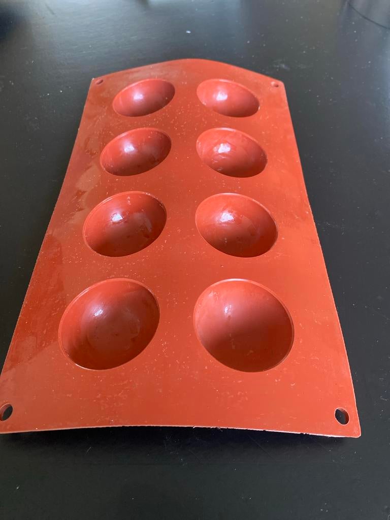 Siliconen bakvorm, Ophalen, Overige typen, Zo goed als nieuw, Rood