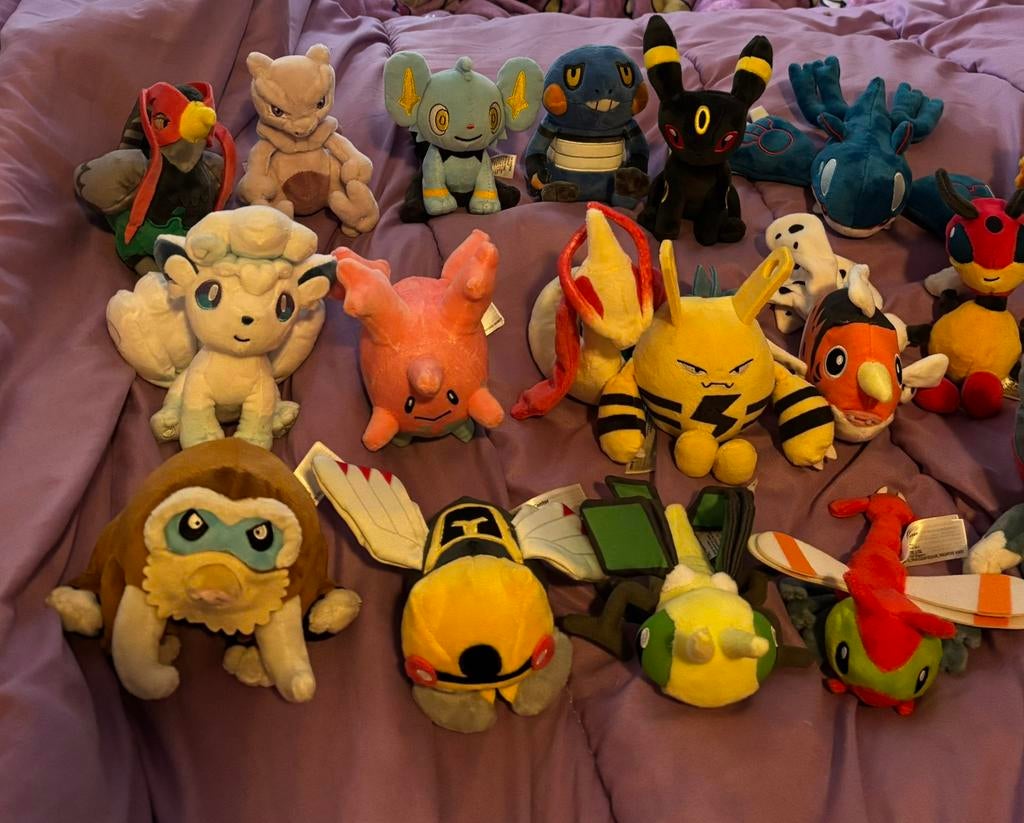 Veel Verschillende Pokemon Center Knuffels, Kinderen en Baby's, Speelgoed | Knuffels en Pluche, Ophalen of Verzenden, Zo goed als nieuw