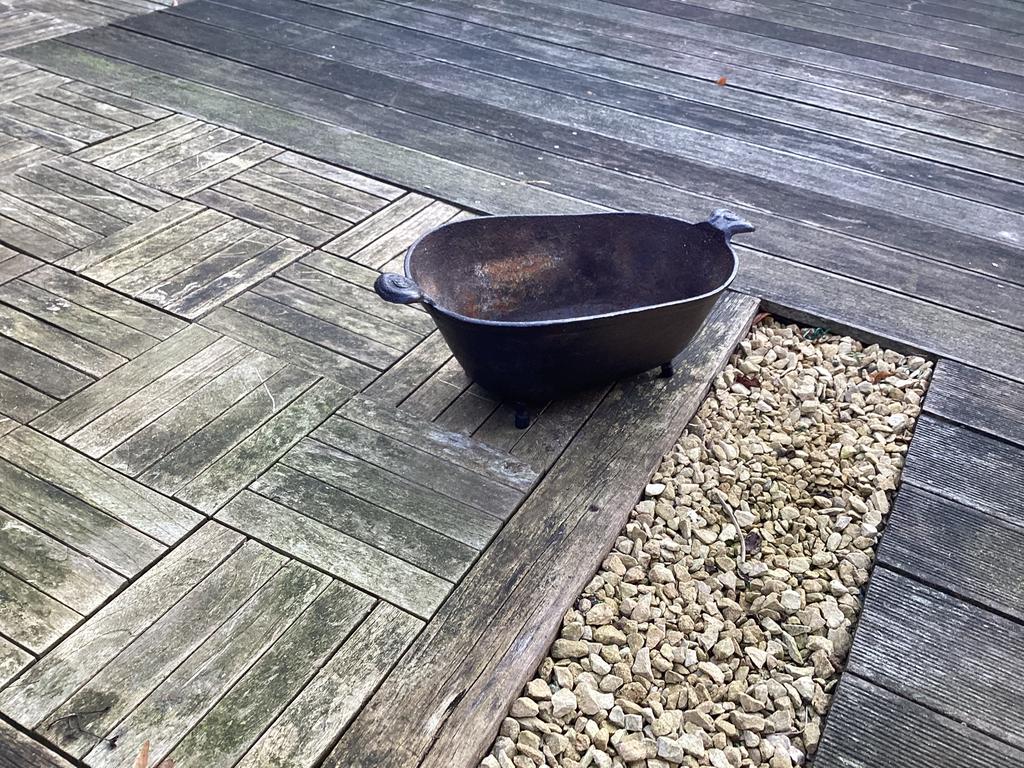 Oude antieke gietijzeren kolenbak, Antiek en Kunst, Antiek | Woonaccessoires, Ophalen of Verzenden