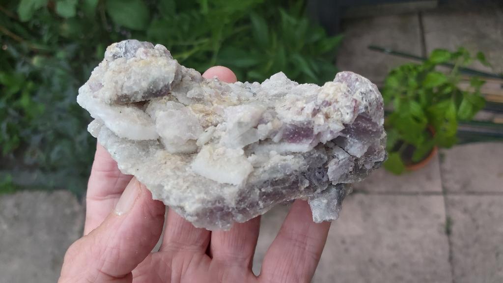 R23 Paarse en witte Fluoriet Mine de Fontesante Frankrijk, Ophalen of Verzenden, Mineraal