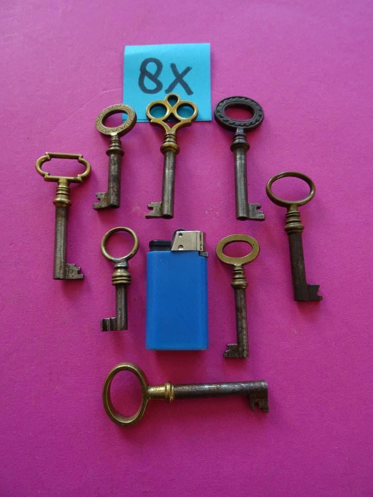 8 OUDE ANTIEKE KAST MEUBEL SLEUTELS SLOT SLEUTEL KOPER, Antiek en Kunst, Curiosa en Brocante, Ophalen of Verzenden