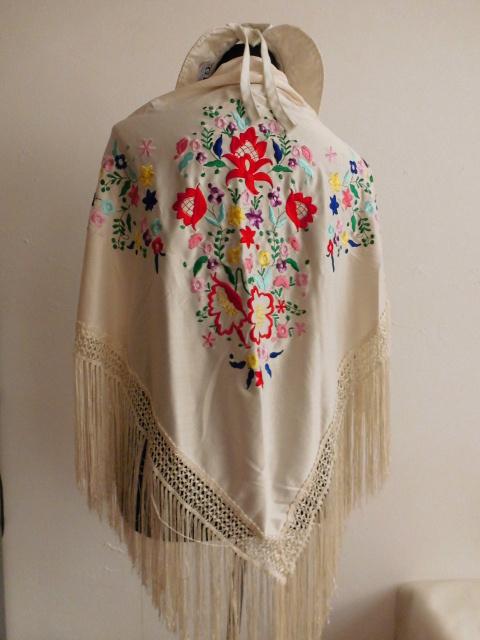 PRACHTIGE HANDCROCHE ZOMERSE STOLA, Verzenden, Nieuw, Maat 46/48 (XL) of groter, Sjaal