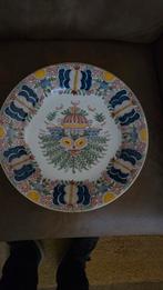 Makkum bord met traditioneel decor, Ophalen