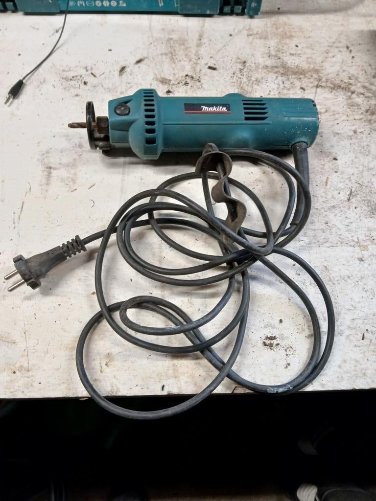 Makita gips frees en klopboormachine, Ophalen, Gebruikt, Minder dan 700 watt, Overige typen