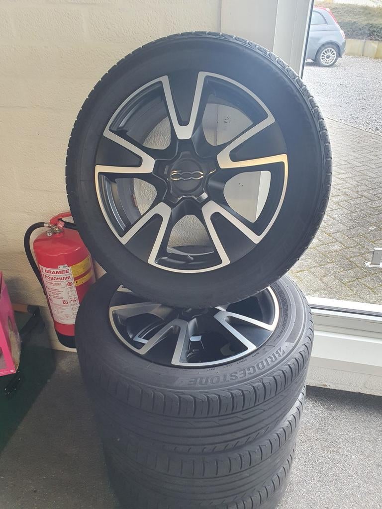 Originele Fiat 500X 17 inch velgen met Bridgestone banden, Auto-onderdelen, Ophalen, Banden en Velgen, 17 inch, Personenwagen