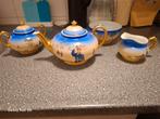 Porselein theeservies  4 delig 1920, Antiek en Kunst, Antiek | Servies compleet, Ophalen of Verzenden