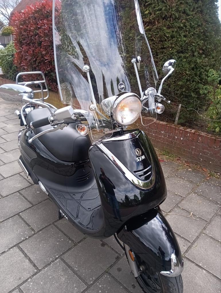 Sym Allo Scooter - ZGAN, slechts 1580 km, met scherm en rek, Fietsen en Brommers, Scooters | SYM, Ophalen, Zo goed als nieuw, Allo