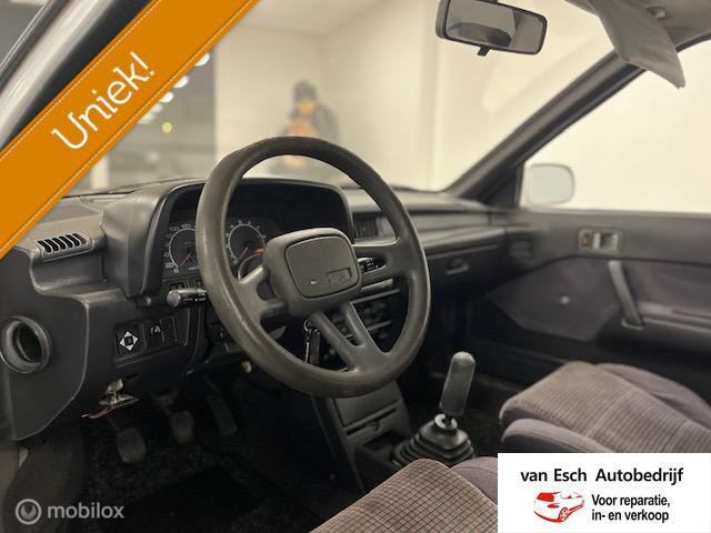 Suzuki Swift 1.3 GTI I zeldzaam I uniek I nieuwe apk, Auto's, Gebruikt, Zwart, 4 cilinders, Bedrijf