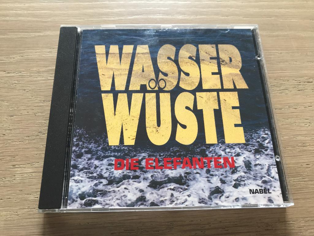 DIE  ELEFANTEN, Ophalen of Verzenden, Zo goed als nieuw