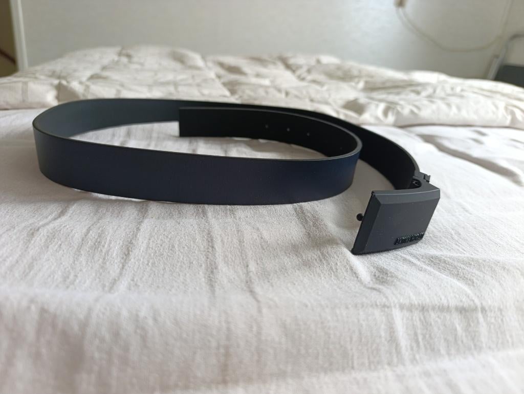 Te koop, riem, Ophalen of Verzenden, Zo goed als nieuw, Overige kleuren, Riem of Ceintuur