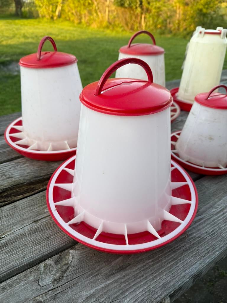 Voersilo watersilo kippen, Ophalen of Verzenden, Gebruikt, Drinken en Voederen