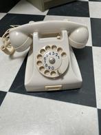 Oude PTT bakeliet telefoon - Vintage draaischijf, Telecommunicatie, Vaste telefoons | Handsets en Draadloos, Ophalen, Gebruikt
