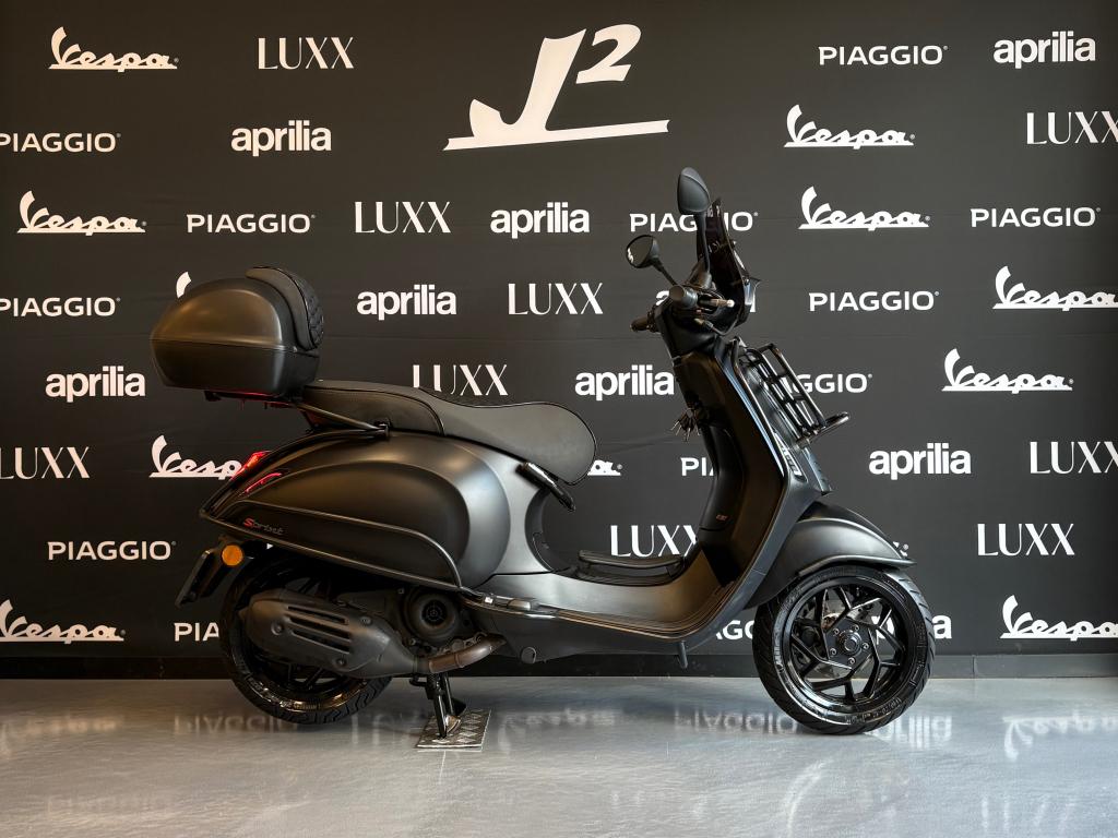 Vespa Sprint | Mat Zwart | Brom | 12/2024 | 8720 km, Overige modellen, ., Maximaal 45 km/u, Ophalen of Verzenden