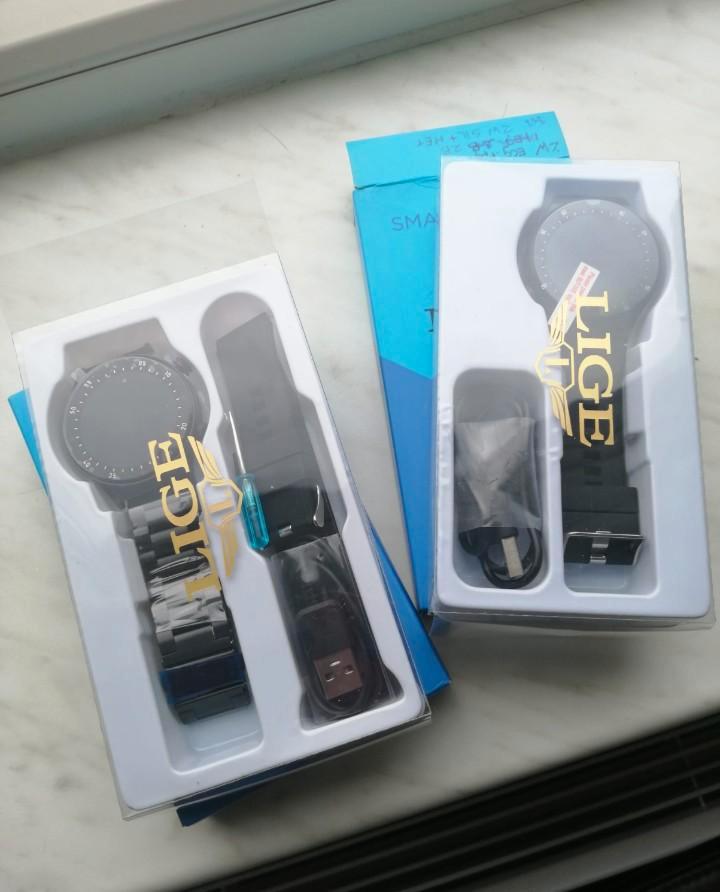 Lige Smartwatch met NFC + extra band - Nieuw in doos, Sieraden, Tassen en Uiterlijk, Smartwatches, Nieuw, Android, Zwart, Afstand