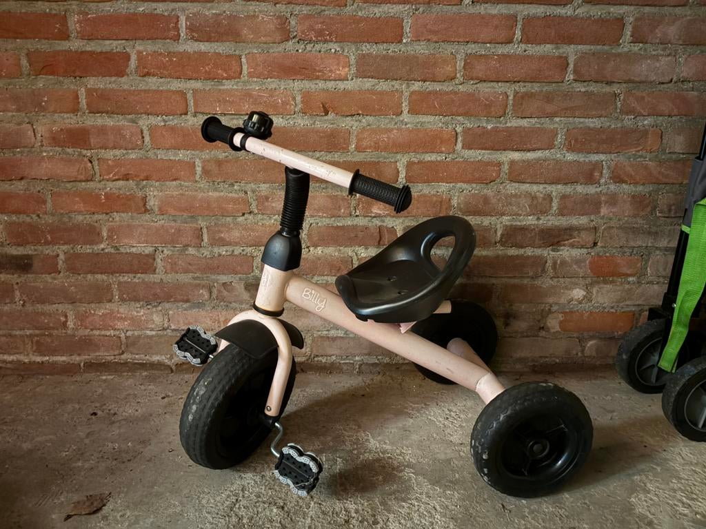 Roze driewieler, Ophalen of Verzenden, Zo goed als nieuw