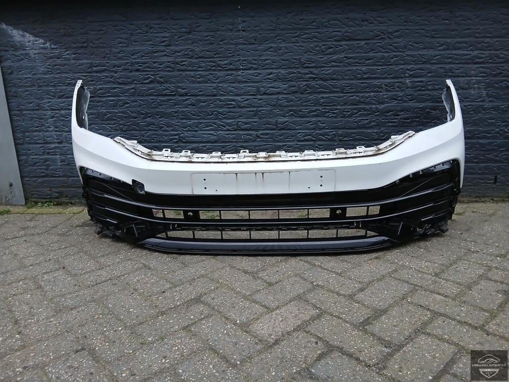 VW Tiguan 5NA Facelift R-Line Voorbumper Bumper 6xPDC Origin, Gebruikt, Volkswagen, Volkswagen AG, Bumper