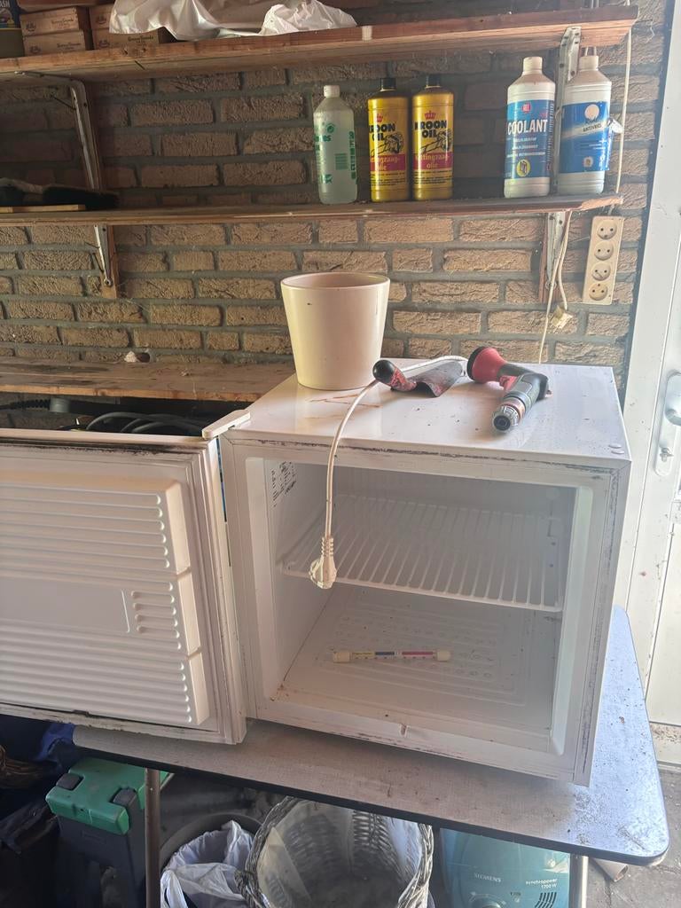 Mini koelkast met vriesvak, Ophalen, Gebruikt, Minder dan 75 liter, Met vriesvak