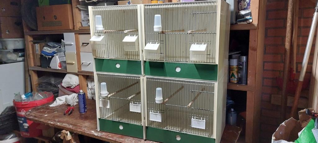 2 x 2 delige heesakkers kunstof broedkooien, Ophalen, Zo goed als nieuw, Kunststof, Broedkooi of Kweekkooi