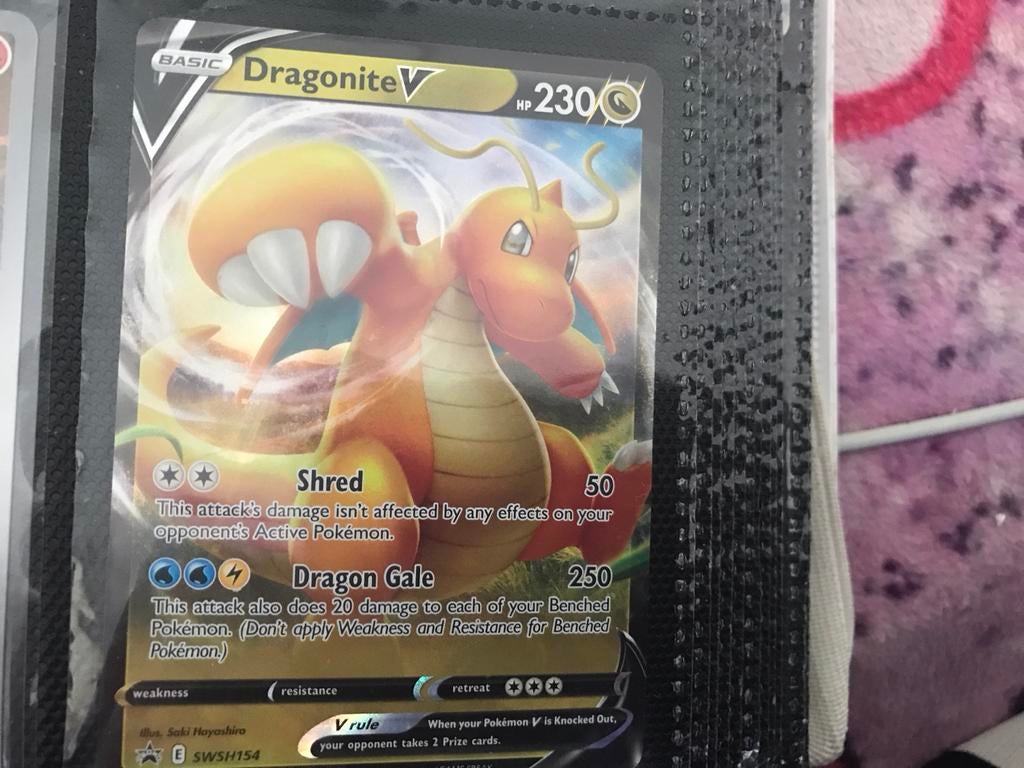 Pokémon Dragonite V SWSH154, Ophalen of Verzenden, Gebruikt, Losse kaart