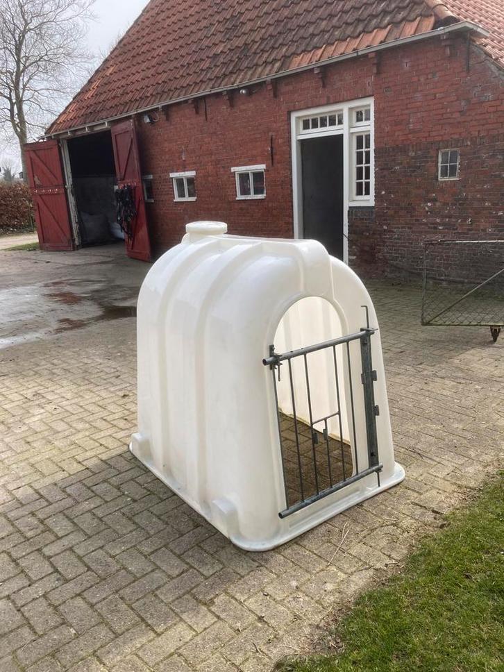 Kalveriglo schuilstal, Dieren en Toebehoren, Stalling en Weidegang