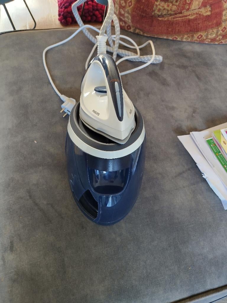 Philips Stoomgenerator HI5917/20 Watertank kapot, Witgoed en Apparatuur, Strijkijzers en Strijkplanken, Ophalen of Verzenden, Zo goed als nieuw