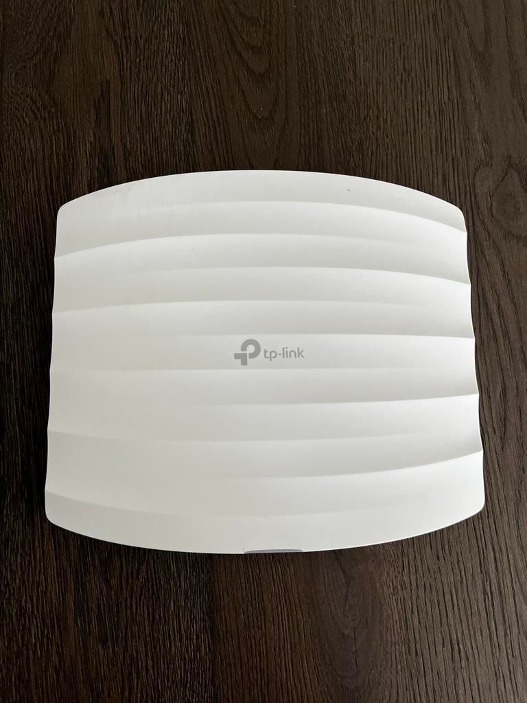 TP-Link Omada EAP225 AC1750 Access Point, Computers en Software, Accesspoints, Ophalen of Verzenden, Gebruikt