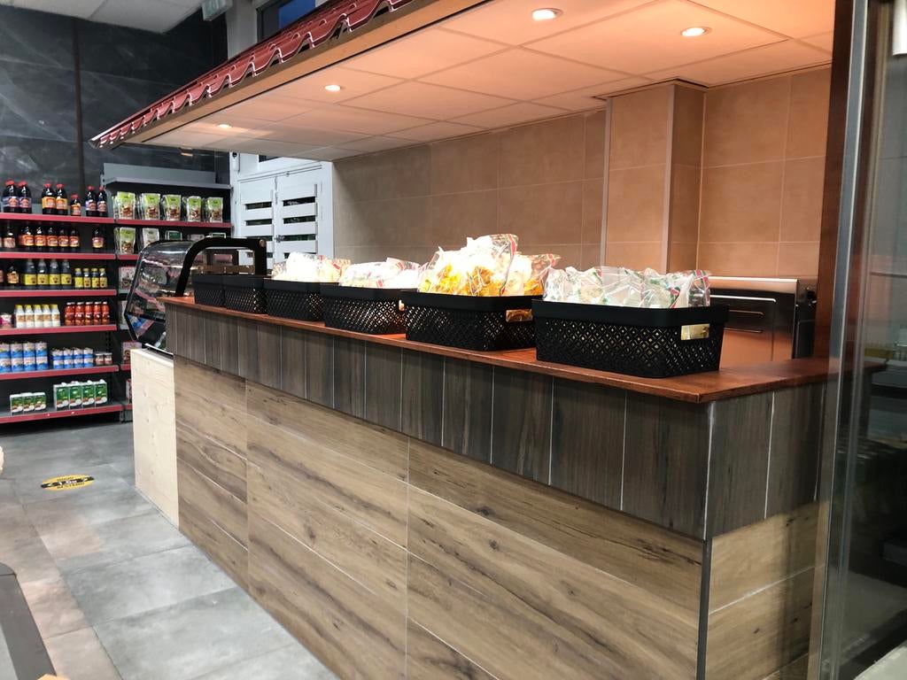 Tegel en Loodgieter werk / Woning ontruimen en Schoonmaak, Gebruikt, Wandtegels, 10 m² of meer, Overige materialen