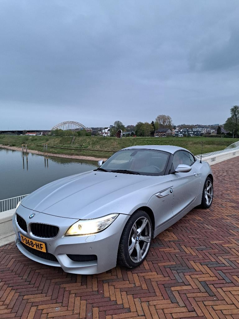 BMW Z4 2.0 Roadster sDrive20i M Sport High Executive (AUT), Auto's, Euro 6, 4 cilinders, Cabriolet, Leder