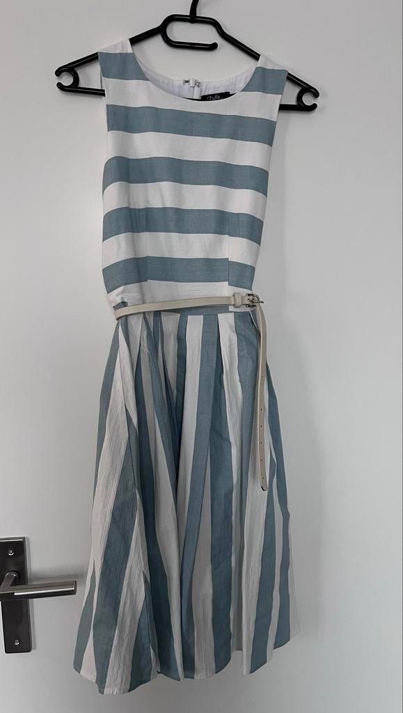 Dolly and Dotty Jurk Crème/Blauw Maat 36 (XS) met Riem, Kleding | Dames, Jurken, Overige kleuren, Ophalen of Verzenden, Zo goed als nieuw