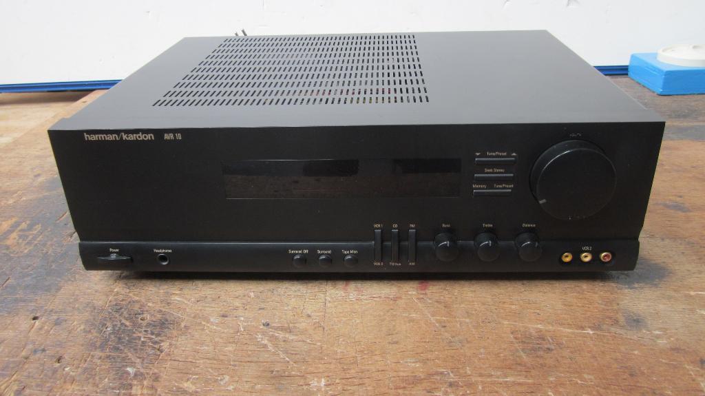 Harman Kardon AVR 10 surround receiver, Overige merken, Gebruikt, Ophalen of Verzenden, Minder dan 60 watt